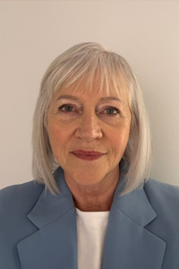 Dr Suzanne Sinni